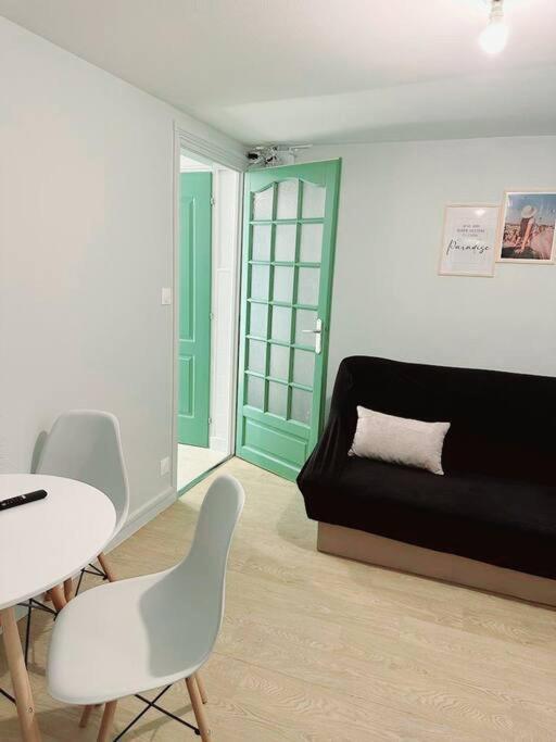 Grand Appartement Peripherie De Paris Et N1 "Appart'6" ピエールフィット・シュル・セーヌ エクステリア 写真
